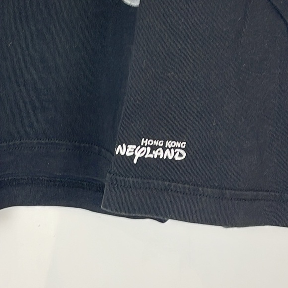 Disneyland Hong Kong Vintage T-Shirt Size XL - Picture 3 of 10
